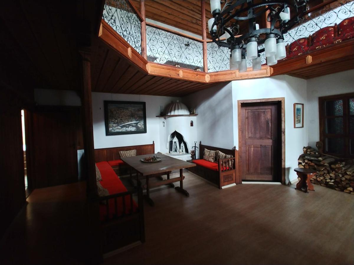 ヴェリコ・タルノヴォ Architects Houseホステル エクステリア 写真