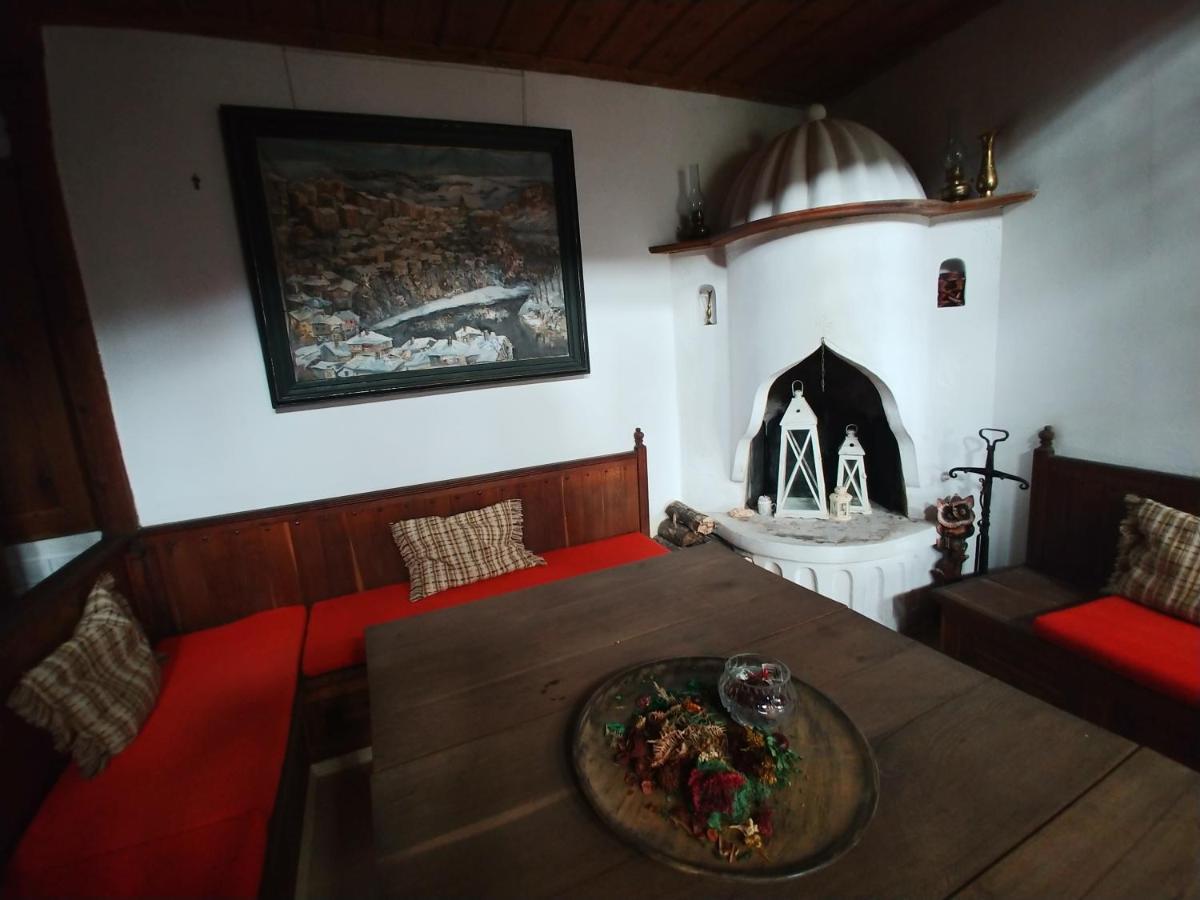 ヴェリコ・タルノヴォ Architects Houseホステル エクステリア 写真